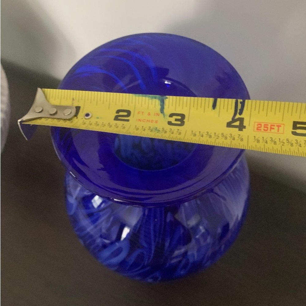 Blue Vase - Picture 4 of 4